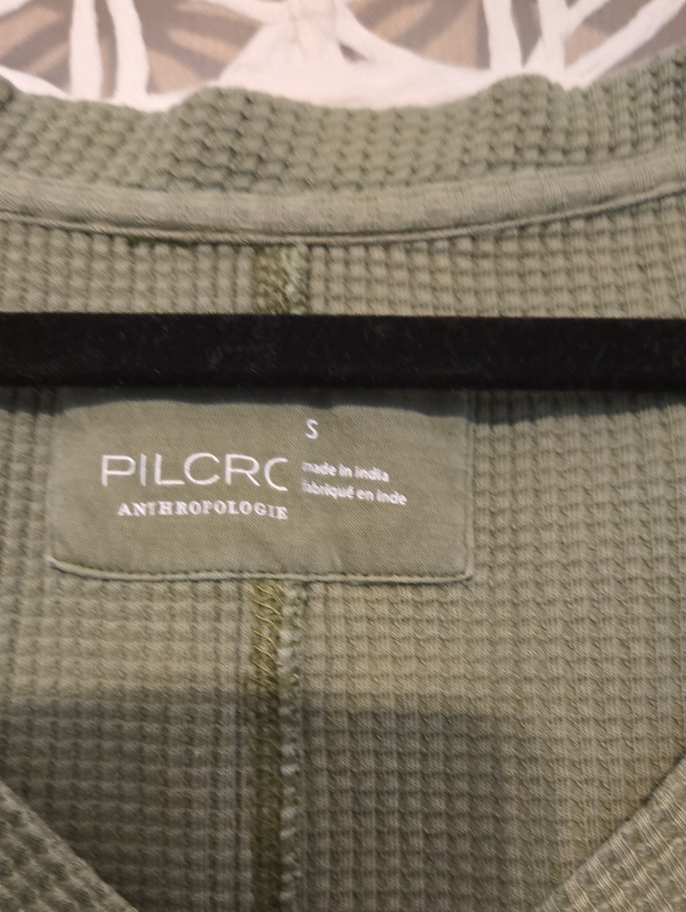 Pilcro Sage Green Waffle V-Neck Layered Pullover Women's Sz Small - Picture 3 of 6